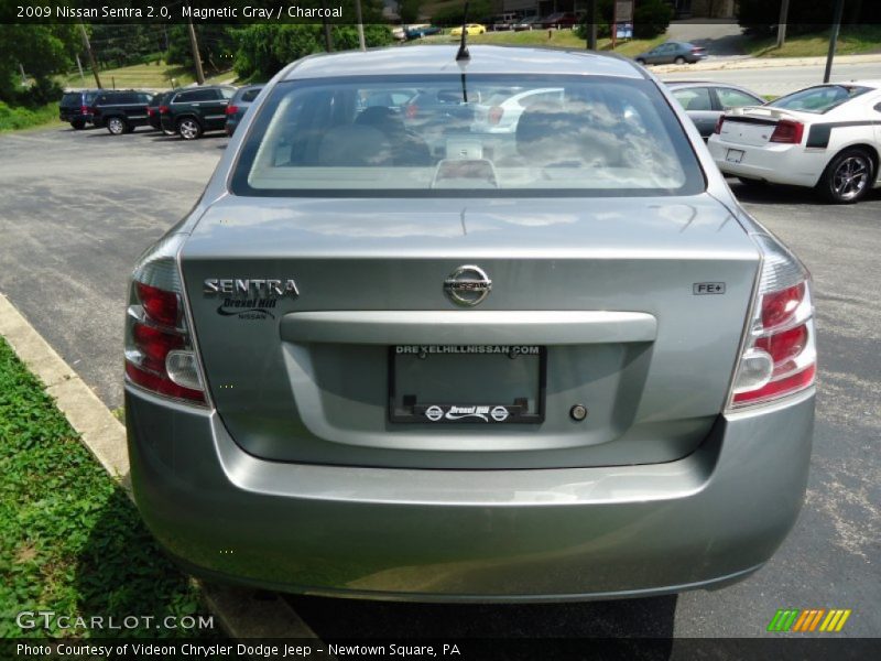 Magnetic Gray / Charcoal 2009 Nissan Sentra 2.0