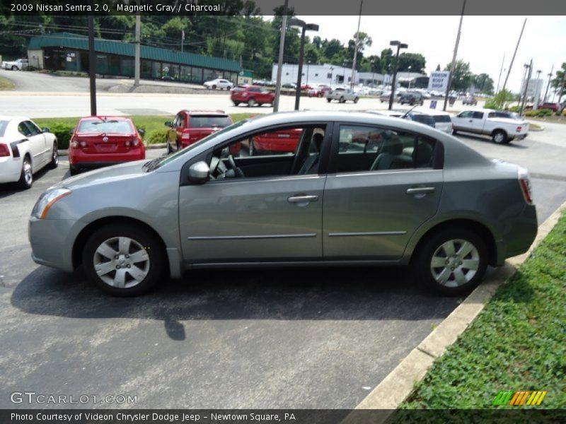 Magnetic Gray / Charcoal 2009 Nissan Sentra 2.0