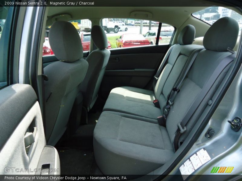 Magnetic Gray / Charcoal 2009 Nissan Sentra 2.0