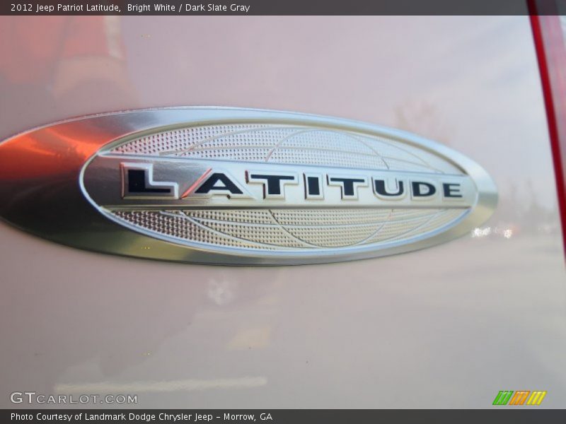 Bright White / Dark Slate Gray 2012 Jeep Patriot Latitude