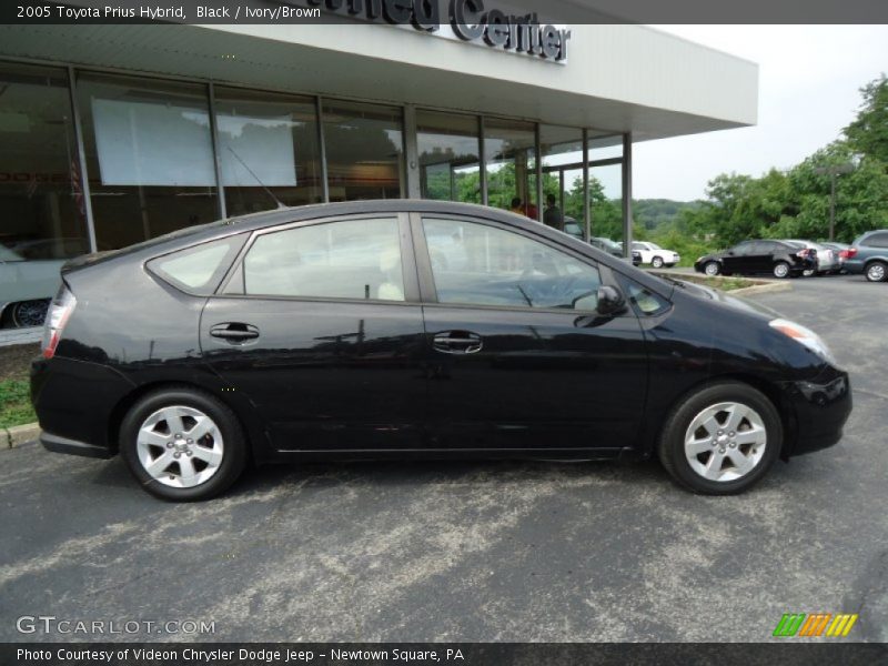 Black / Ivory/Brown 2005 Toyota Prius Hybrid