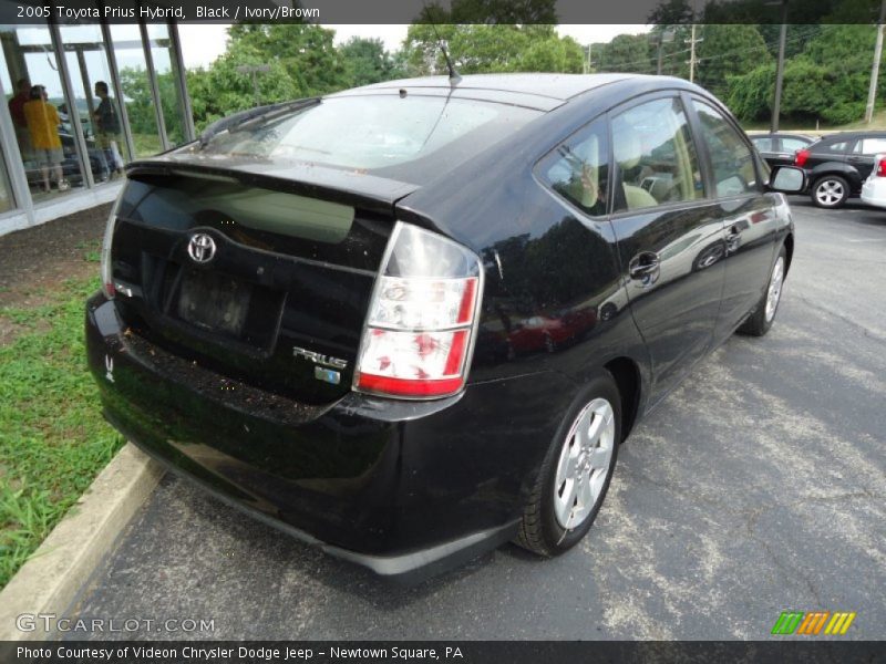 Black / Ivory/Brown 2005 Toyota Prius Hybrid