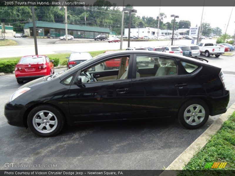 Black / Ivory/Brown 2005 Toyota Prius Hybrid