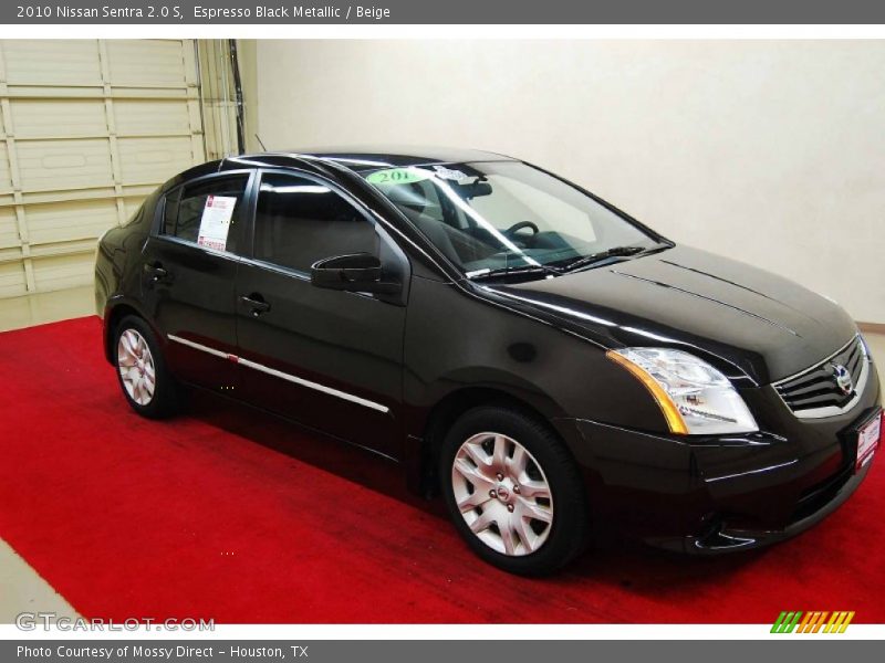 Espresso Black Metallic / Beige 2010 Nissan Sentra 2.0 S