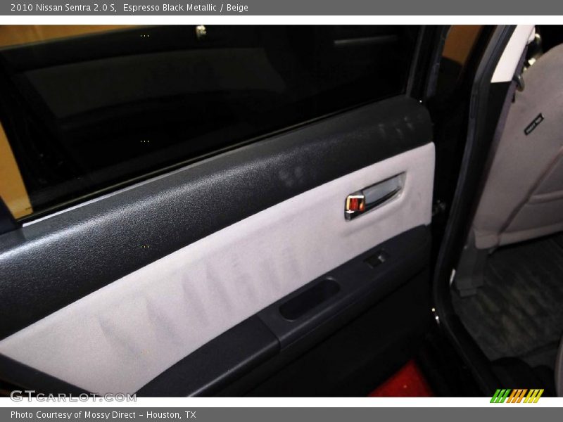 Espresso Black Metallic / Beige 2010 Nissan Sentra 2.0 S