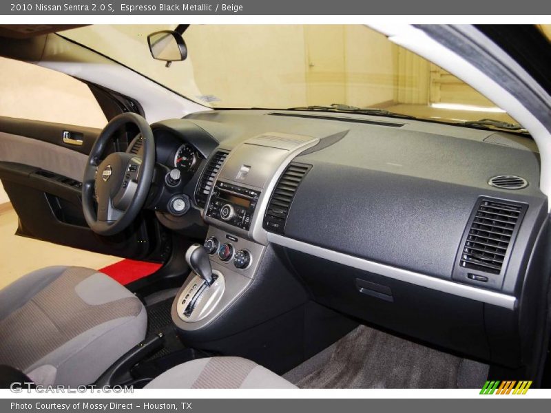 Espresso Black Metallic / Beige 2010 Nissan Sentra 2.0 S