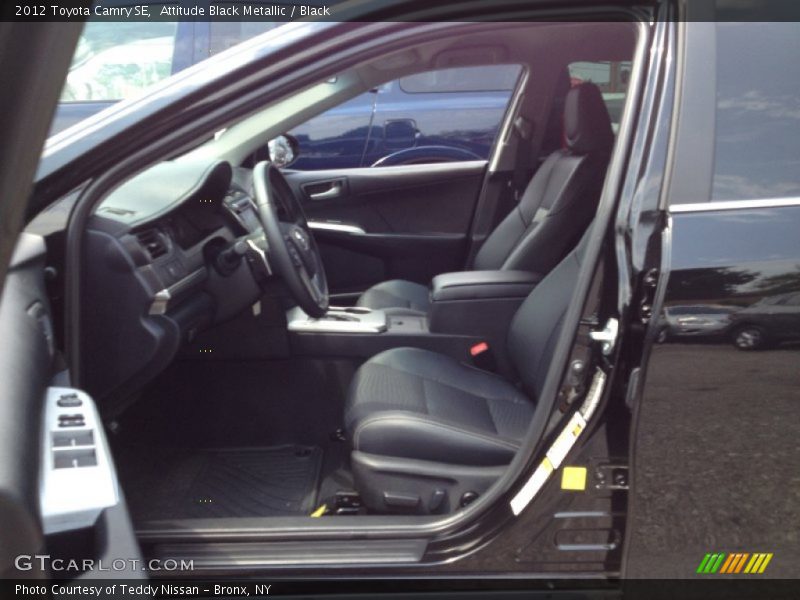 Attitude Black Metallic / Black 2012 Toyota Camry SE