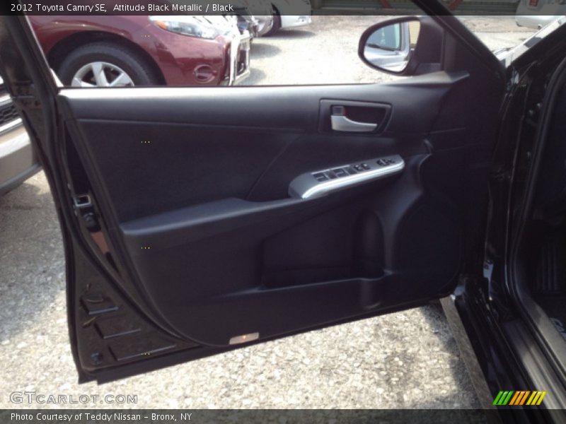 Attitude Black Metallic / Black 2012 Toyota Camry SE