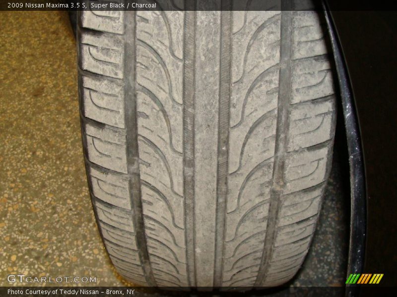 Super Black / Charcoal 2009 Nissan Maxima 3.5 S