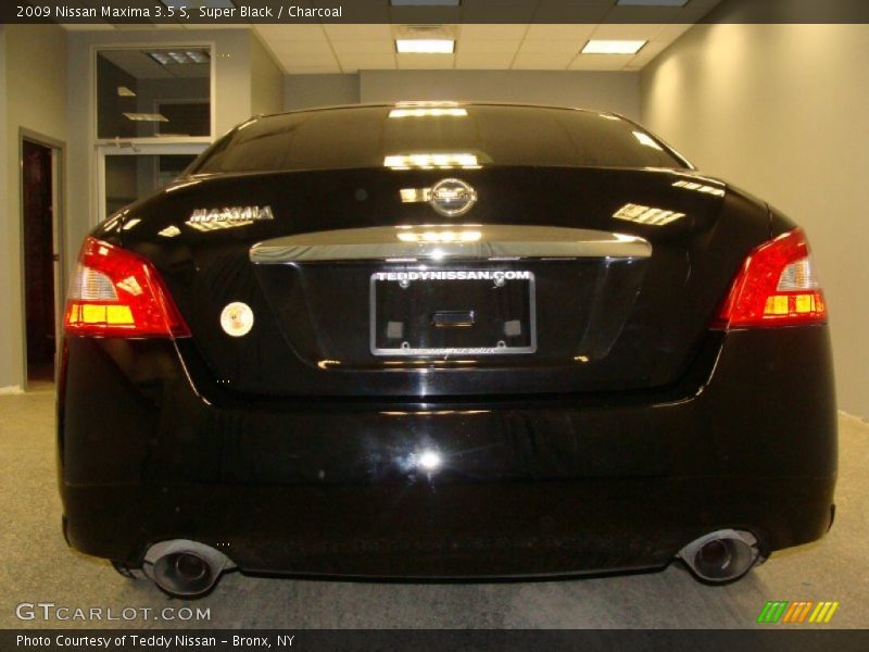 Super Black / Charcoal 2009 Nissan Maxima 3.5 S