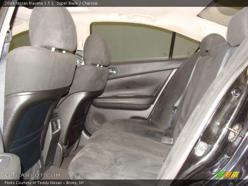 Super Black / Charcoal 2009 Nissan Maxima 3.5 S