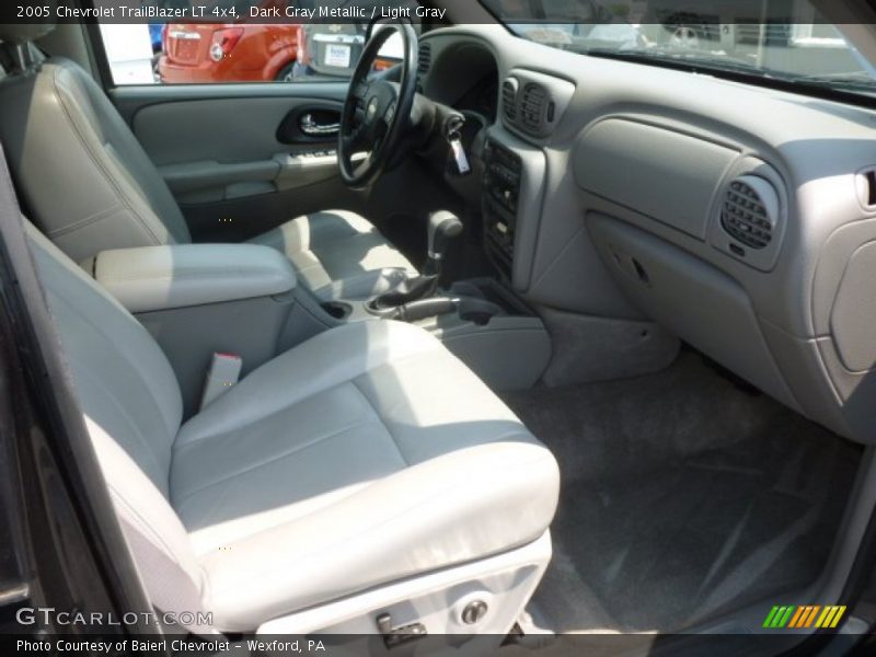 Dark Gray Metallic / Light Gray 2005 Chevrolet TrailBlazer LT 4x4