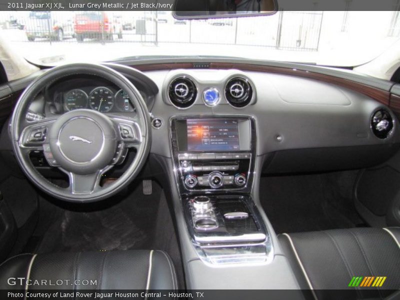 Dashboard of 2011 XJ XJL