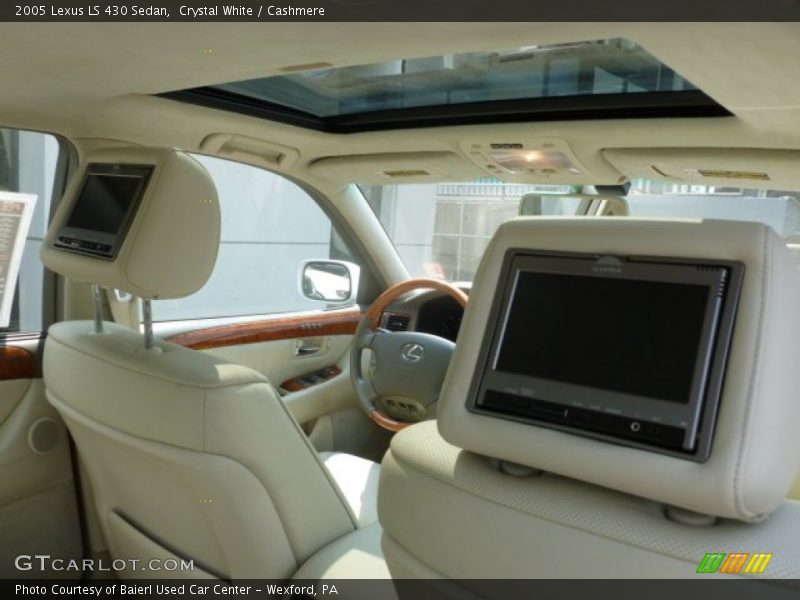 Crystal White / Cashmere 2005 Lexus LS 430 Sedan
