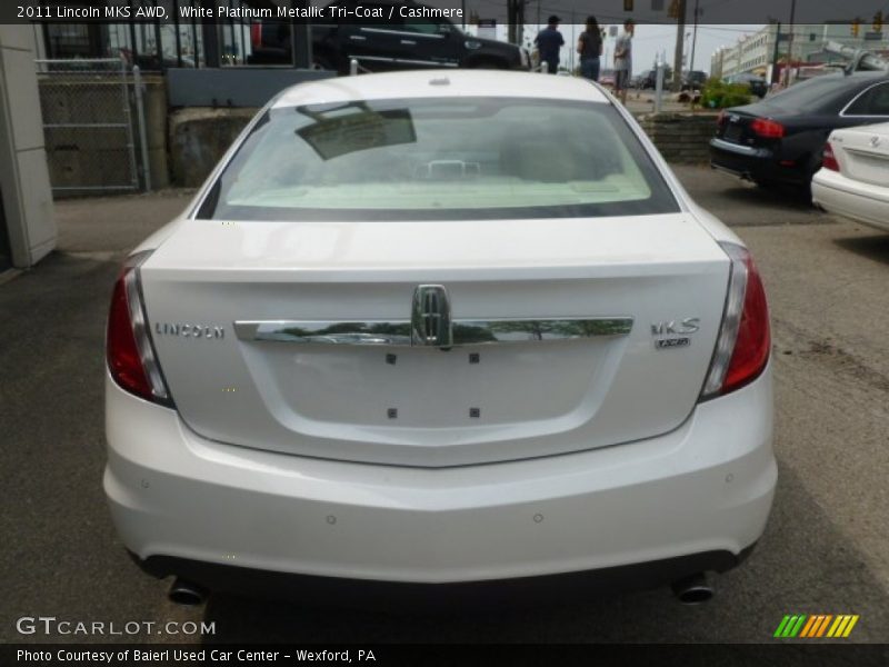 White Platinum Metallic Tri-Coat / Cashmere 2011 Lincoln MKS AWD