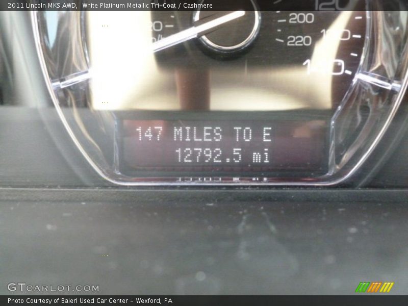 White Platinum Metallic Tri-Coat / Cashmere 2011 Lincoln MKS AWD