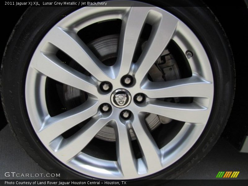  2011 XJ XJL Wheel