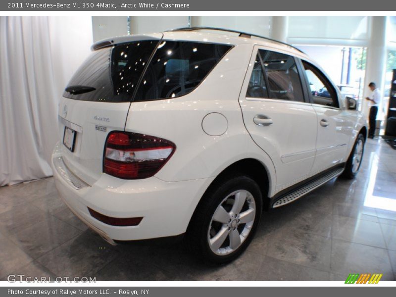 Arctic White / Cashmere 2011 Mercedes-Benz ML 350 4Matic