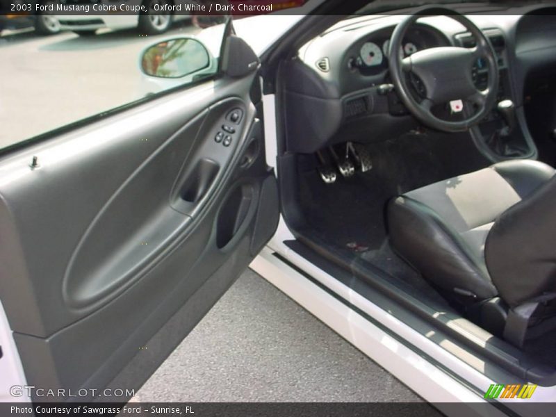 Oxford White / Dark Charcoal 2003 Ford Mustang Cobra Coupe