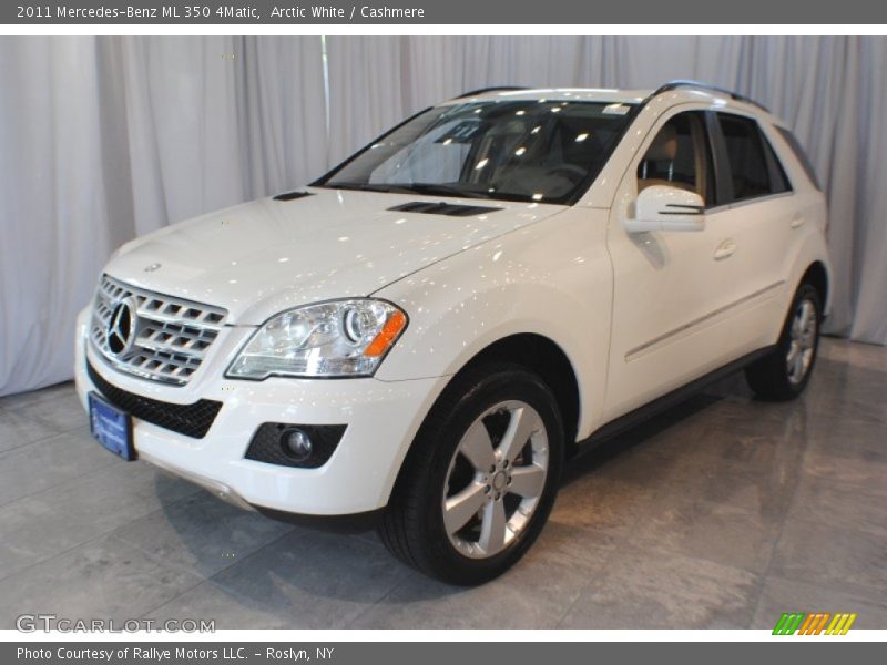 Arctic White / Cashmere 2011 Mercedes-Benz ML 350 4Matic
