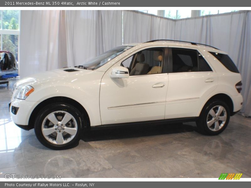 Arctic White / Cashmere 2011 Mercedes-Benz ML 350 4Matic