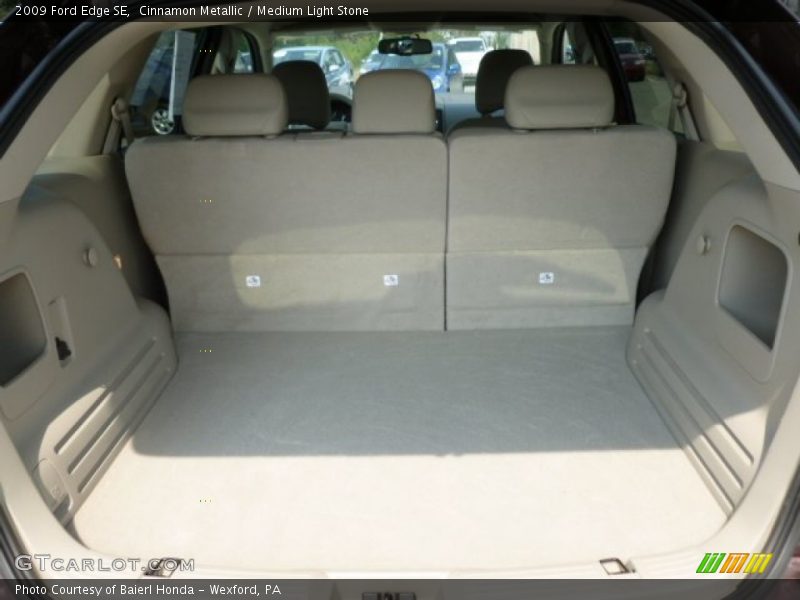 2009 Edge SE Trunk