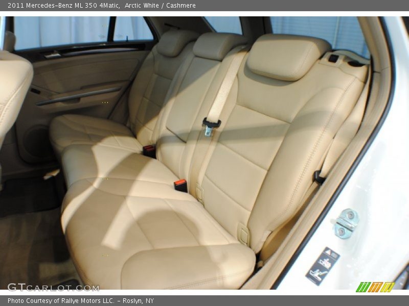 Arctic White / Cashmere 2011 Mercedes-Benz ML 350 4Matic