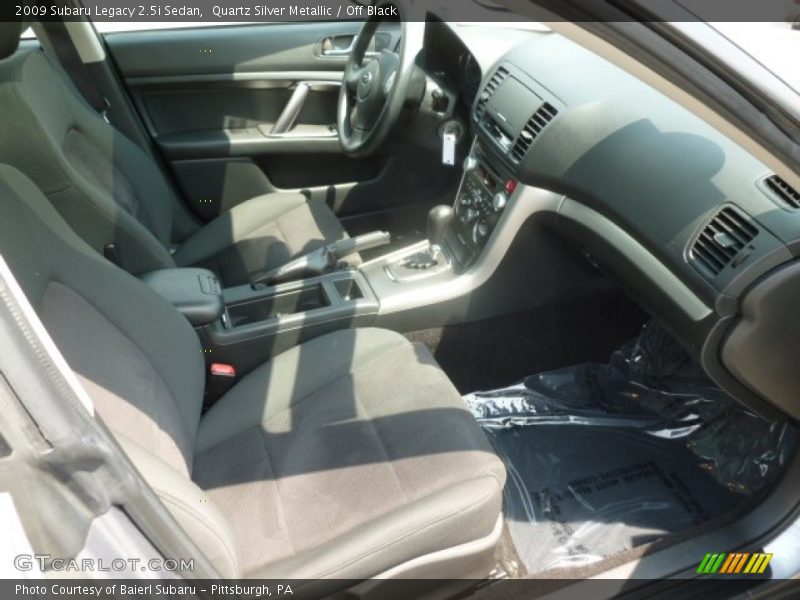 Quartz Silver Metallic / Off Black 2009 Subaru Legacy 2.5i Sedan