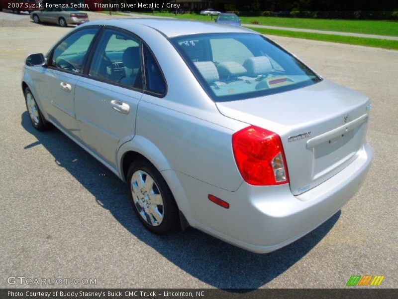 Titanium Silver Metallic / Grey 2007 Suzuki Forenza Sedan