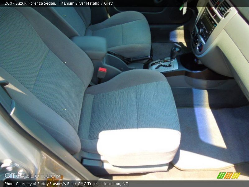 Titanium Silver Metallic / Grey 2007 Suzuki Forenza Sedan