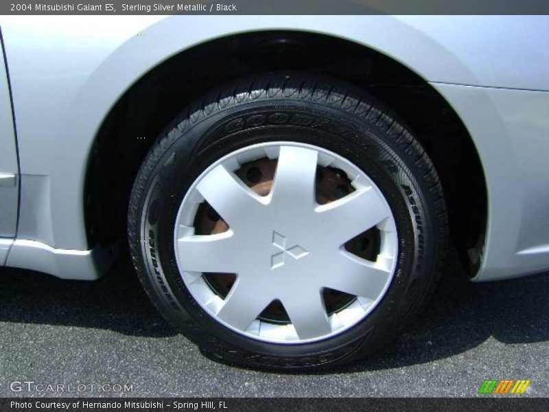 Sterling Silver Metallic / Black 2004 Mitsubishi Galant ES