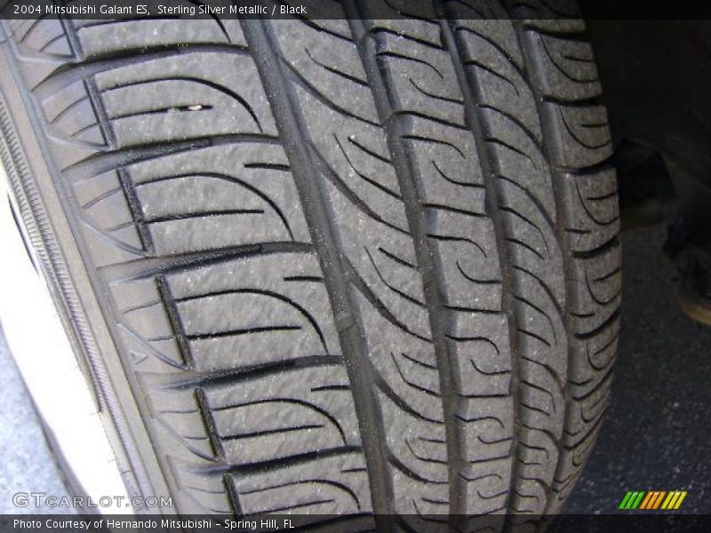 Sterling Silver Metallic / Black 2004 Mitsubishi Galant ES