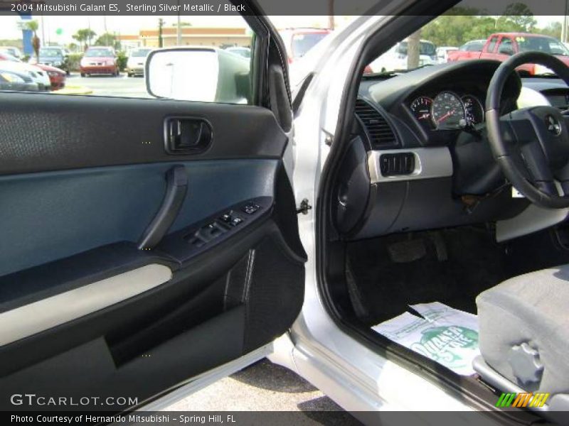 Sterling Silver Metallic / Black 2004 Mitsubishi Galant ES