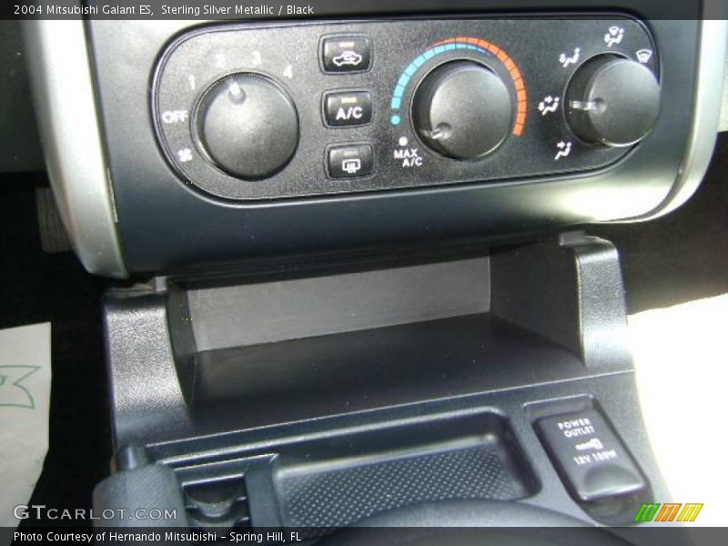 Sterling Silver Metallic / Black 2004 Mitsubishi Galant ES