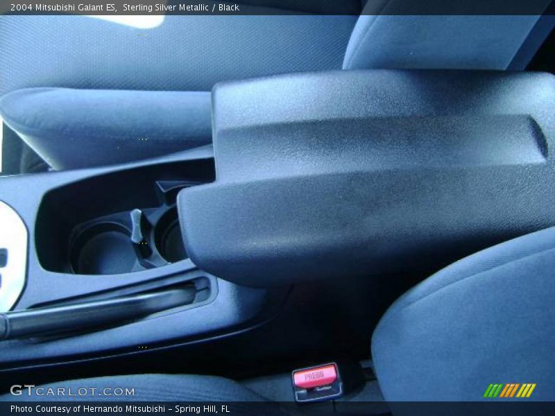 Sterling Silver Metallic / Black 2004 Mitsubishi Galant ES