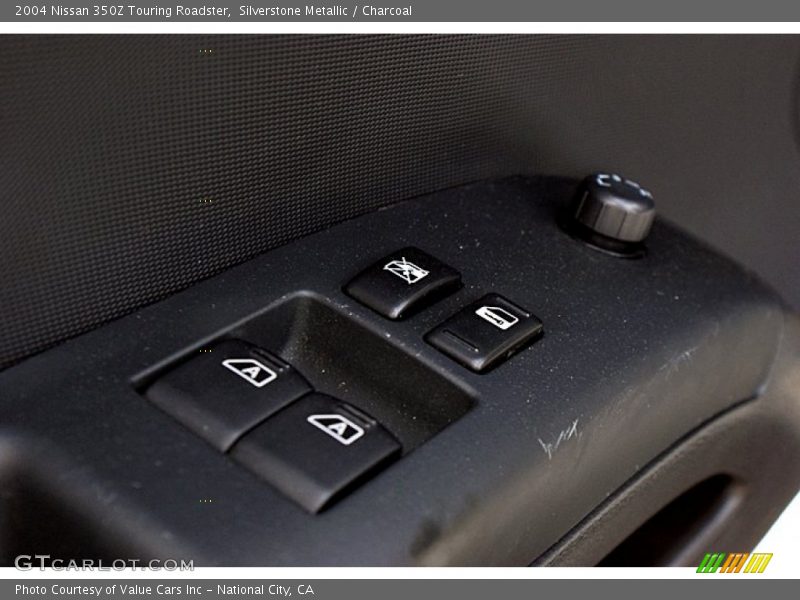 Silverstone Metallic / Charcoal 2004 Nissan 350Z Touring Roadster