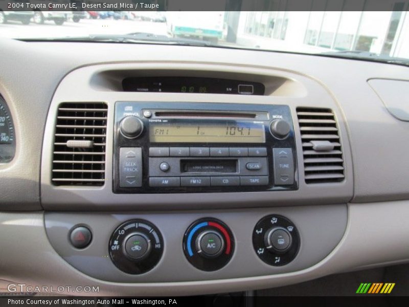 Desert Sand Mica / Taupe 2004 Toyota Camry LE