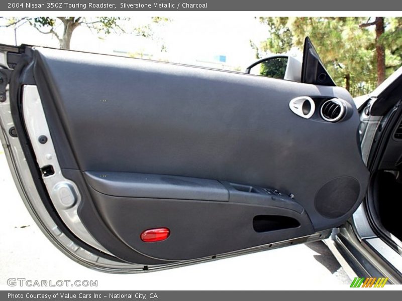 Door Panel of 2004 350Z Touring Roadster