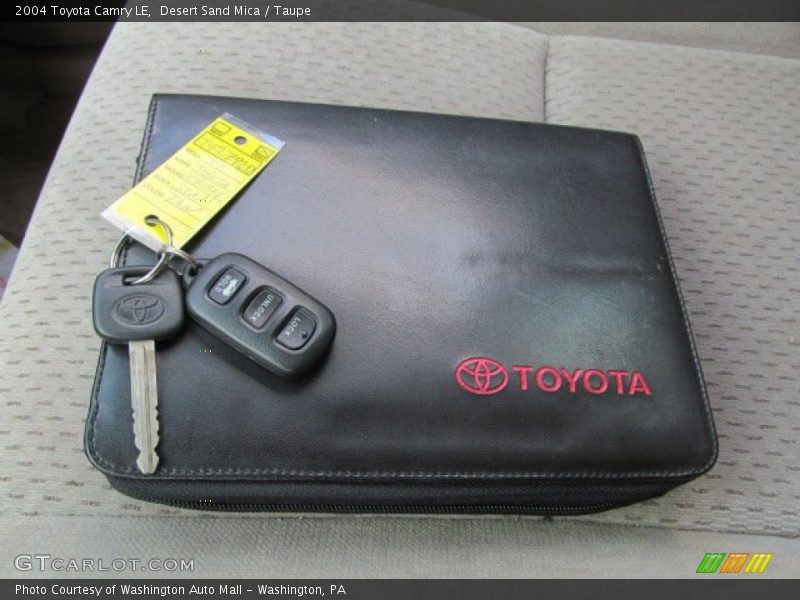 Desert Sand Mica / Taupe 2004 Toyota Camry LE