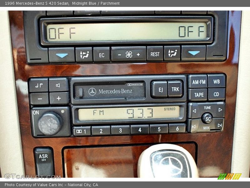 Midnight Blue / Parchment 1996 Mercedes-Benz S 420 Sedan