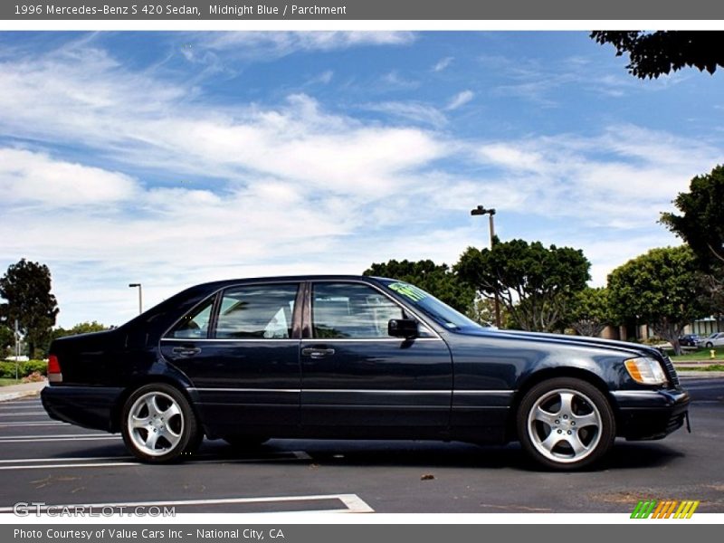Midnight Blue / Parchment 1996 Mercedes-Benz S 420 Sedan