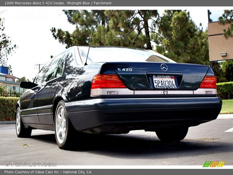 Midnight Blue / Parchment 1996 Mercedes-Benz S 420 Sedan