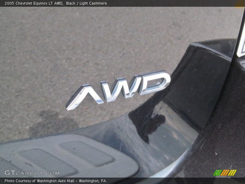 Black / Light Cashmere 2005 Chevrolet Equinox LT AWD