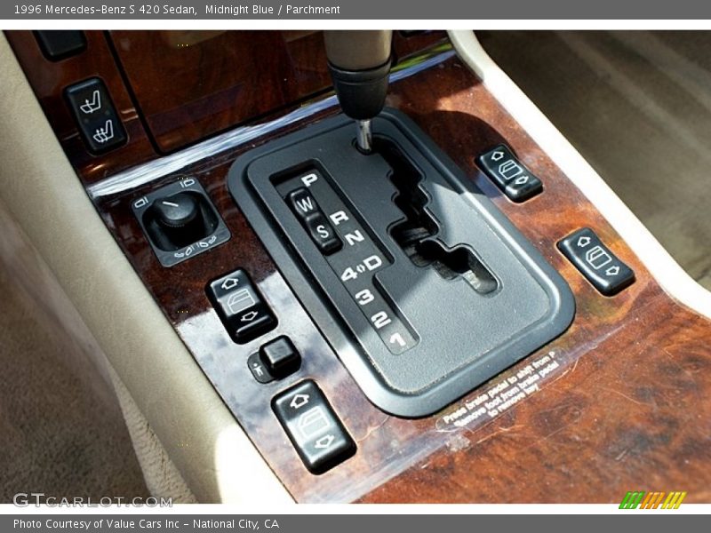 Midnight Blue / Parchment 1996 Mercedes-Benz S 420 Sedan