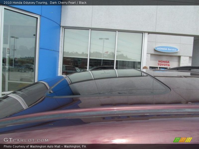 Dark Cherry Pearl / Black 2010 Honda Odyssey Touring