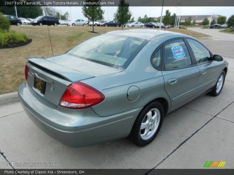  2007 Taurus SE Light Tundra Metallic