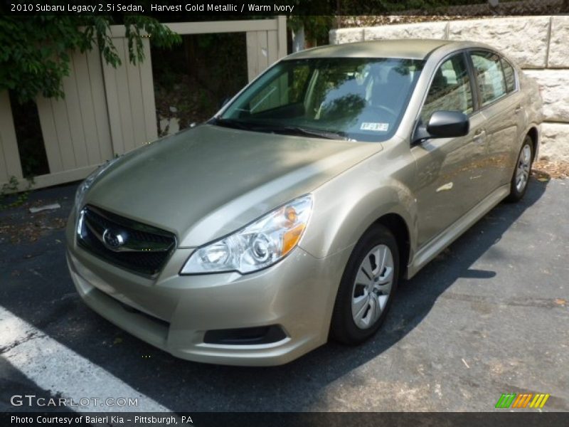 Harvest Gold Metallic / Warm Ivory 2010 Subaru Legacy 2.5i Sedan