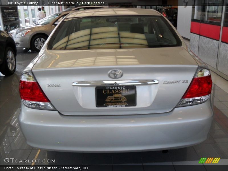 Lunar Mist Metallic / Dark Charcoal 2006 Toyota Camry XLE