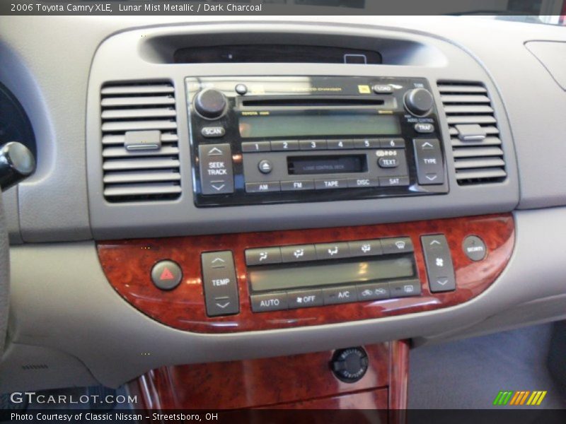 Lunar Mist Metallic / Dark Charcoal 2006 Toyota Camry XLE