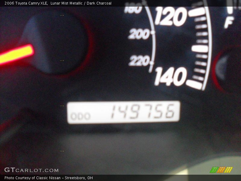 Lunar Mist Metallic / Dark Charcoal 2006 Toyota Camry XLE